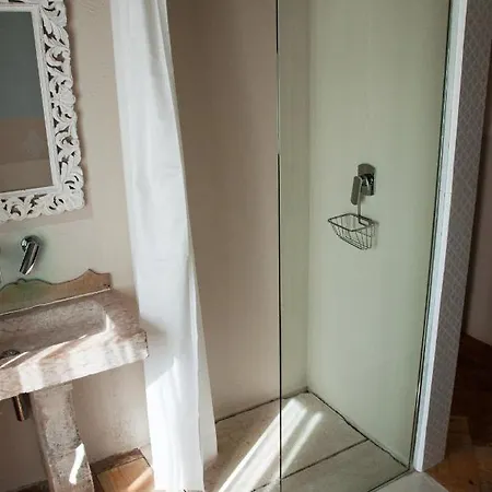 Alojamento de Acomodação e Pequeno-almoço Relais Casetta56 5*