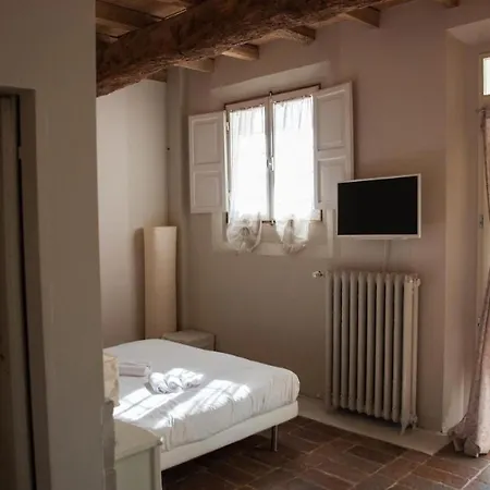 Couette-café Relais Casetta56